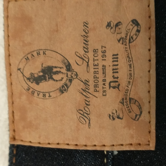 Jeans - Picture 5 of 6